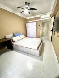 Blk 228 Bukit Batok Central (Bukit Batok), HDB 4 Rooms #521435391